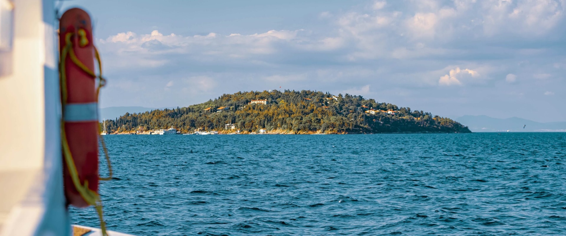Understanding Mayday Calls: A Comprehensive Guide to Boating Safety and Emergency Procedures