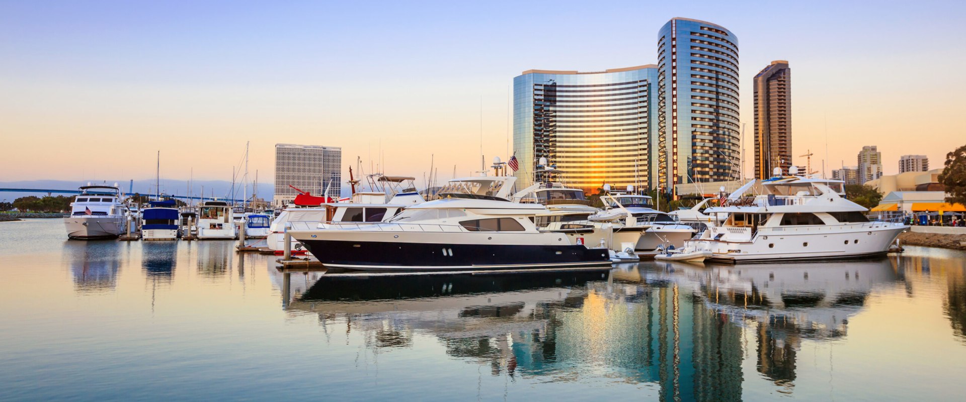 How to Choose a Reputable Rental Company: Tips and Advice for Enjoying a Safe and Successful Boating Experience